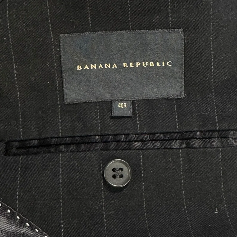 Vintage 2004 Banana Republic Men's 40R Black Pinstripe Cotton Blazer Sport Coat